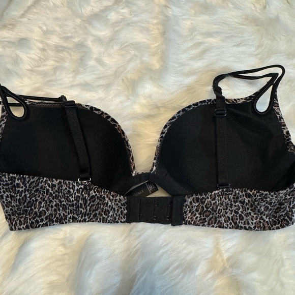 Sexy Little Things Victorias Secret Rare Bra - Picture 4 of 9